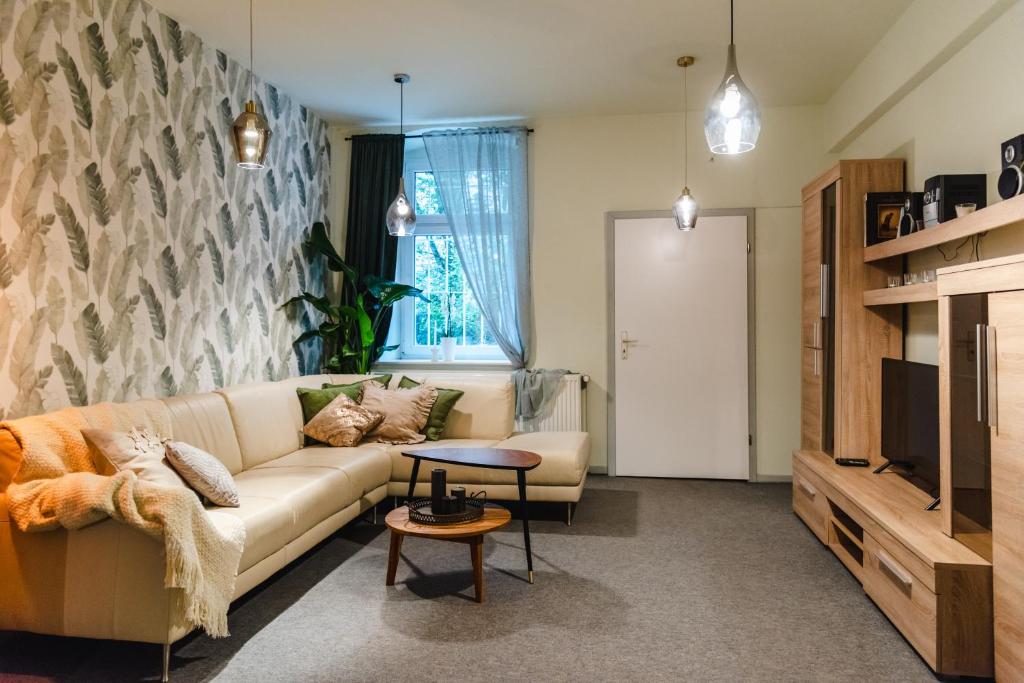 oompH Berlin The Grand Berlin Group & Family Retreat photo 2