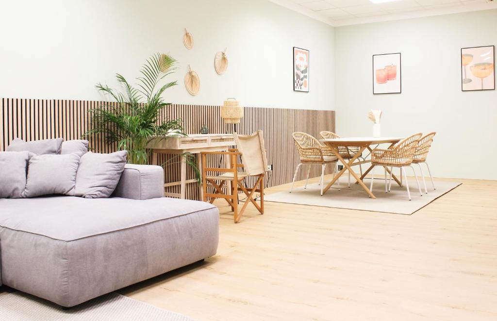 Cozy Trade Fair Apartment Munich — photo 1