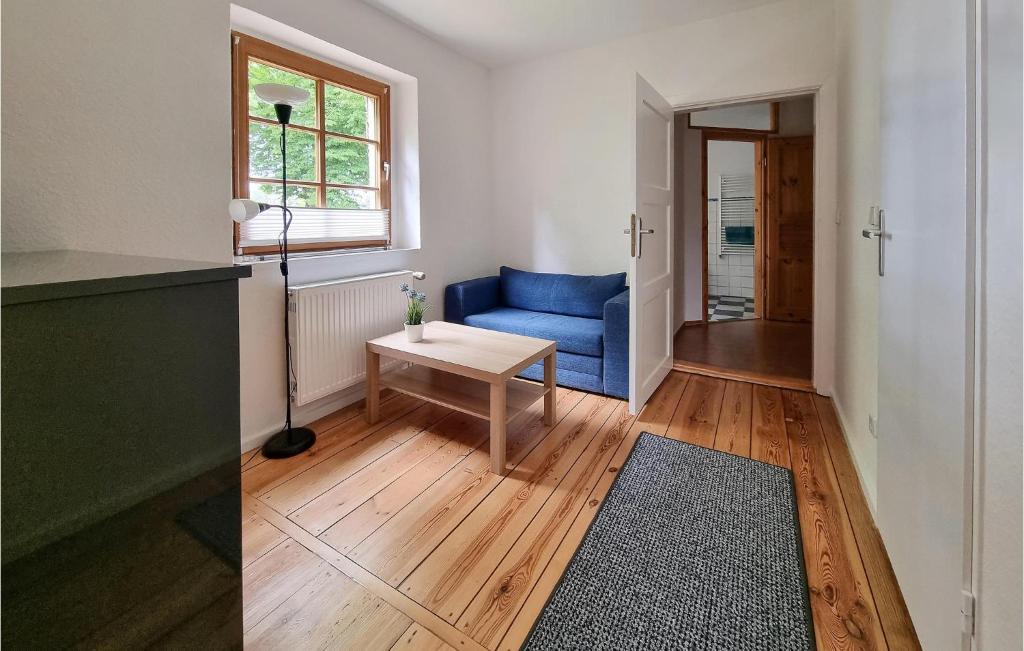 2 Bedroom Awesome Apartment In Kremmen photo 2