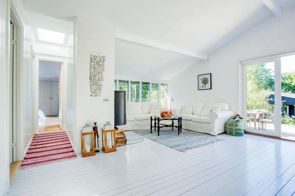 Cozy Summer Home In Hornbæk For The Whole Family — photo 1