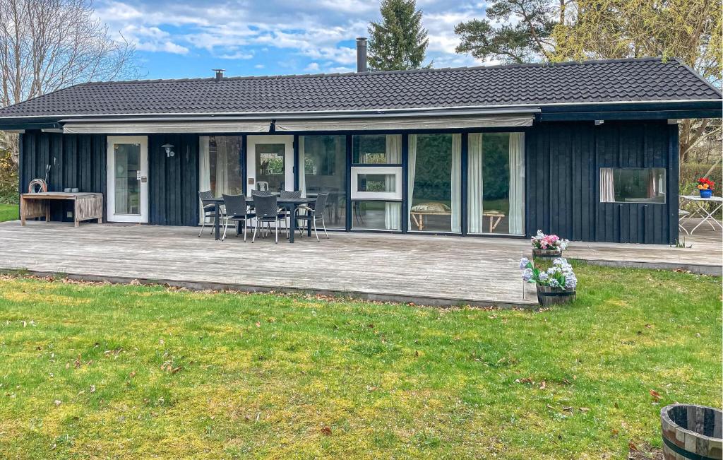 3 Bedroom Gorgeous Home In Hornbæk