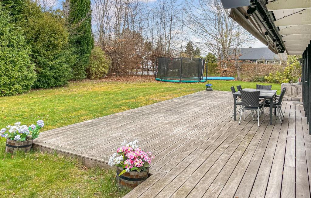 3 Bedroom Gorgeous Home In Hornbæk photo 2