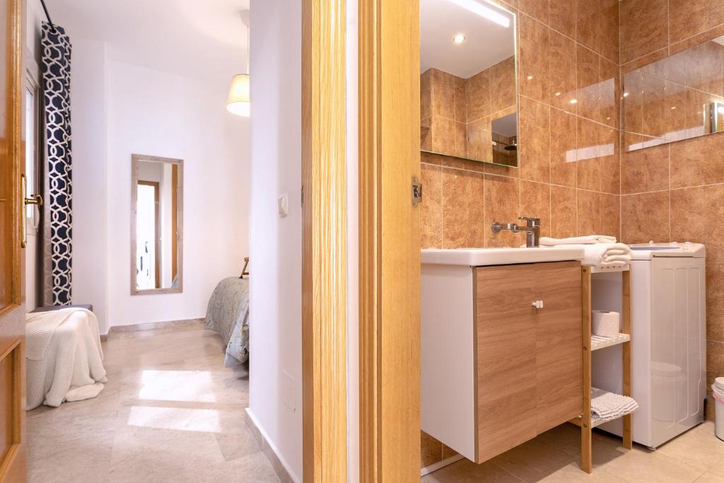 -MalagaSunApts-Central Historic Heart photo 3