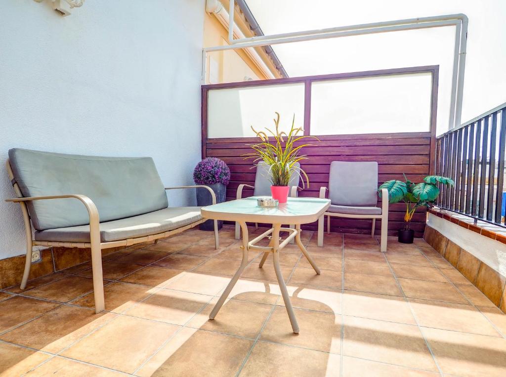 Sea and Sand Penthouse by Hello Homes Sitges photo 2