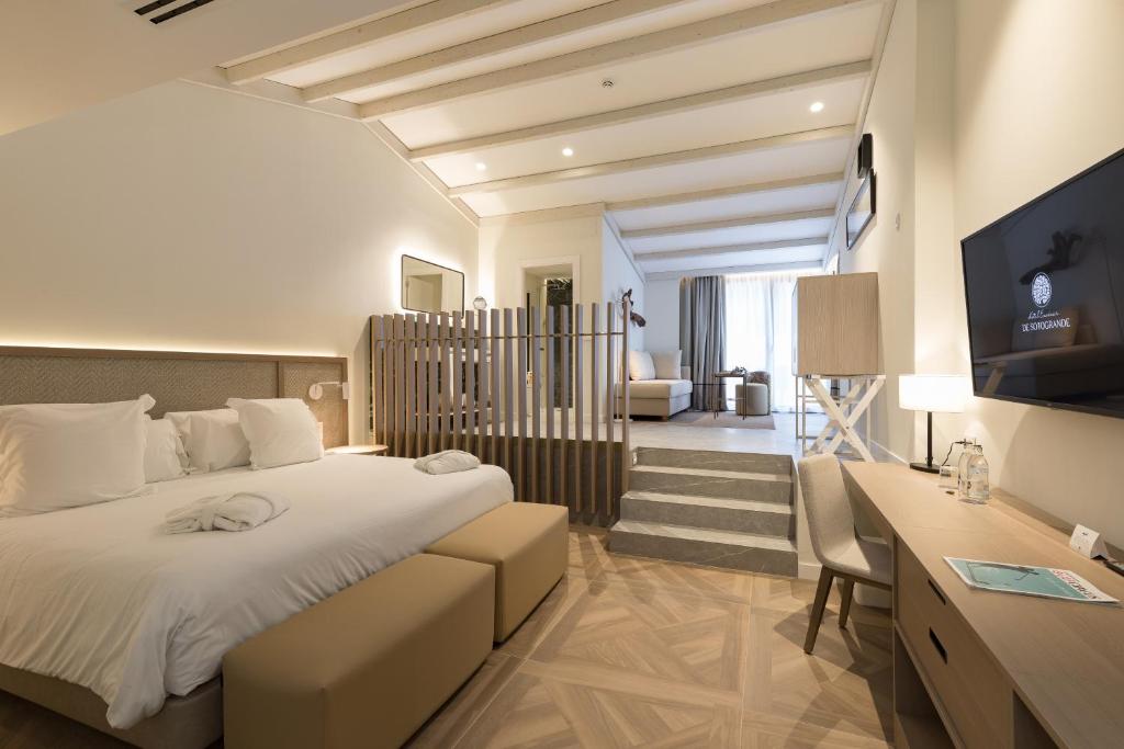 Hotel Encinar de Sotogrande photo 3