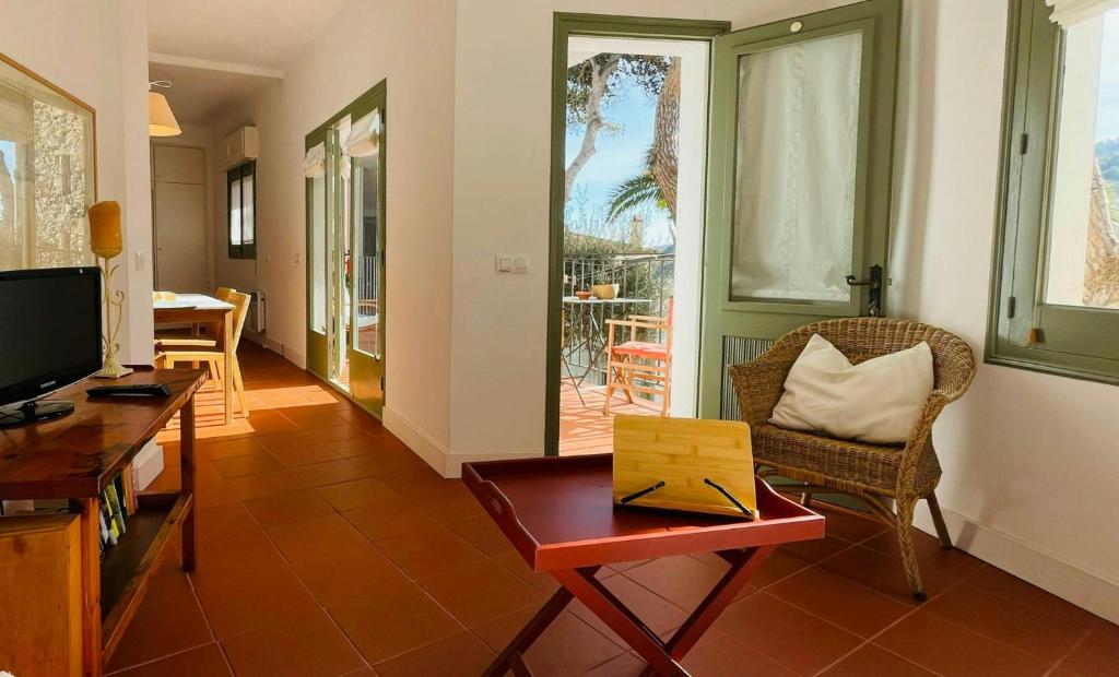 ApartmentsTamariu5 Cozy Retreat with Terrace photo 3
