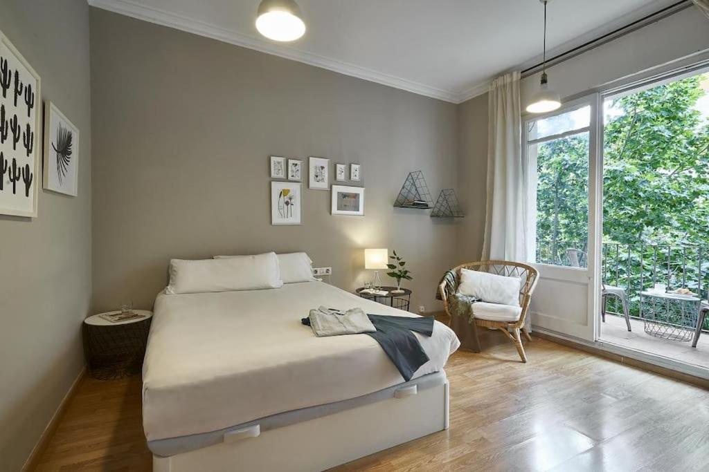 Magnificent 4 bedroom apartment in Eixample photo 2
