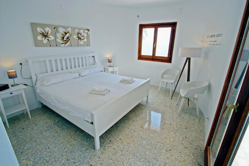 Suerte - sea view villa with private pool in Moraira photo 2