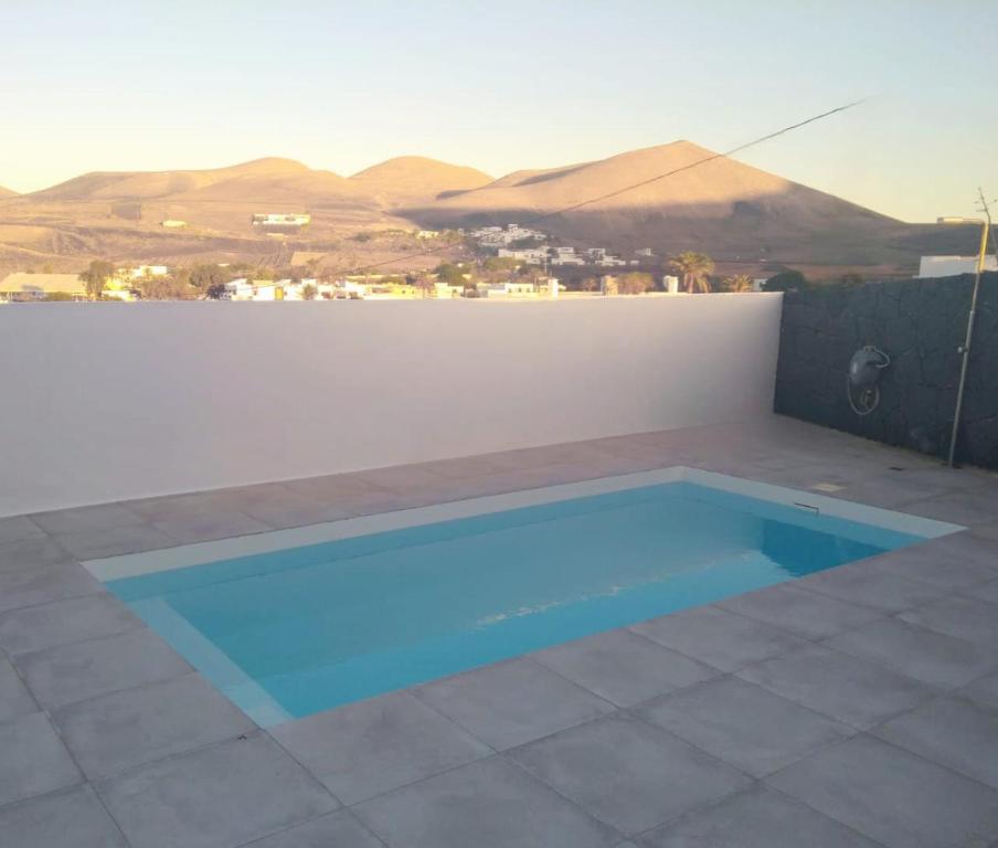 Tranquilidad entre volcanes photo 3