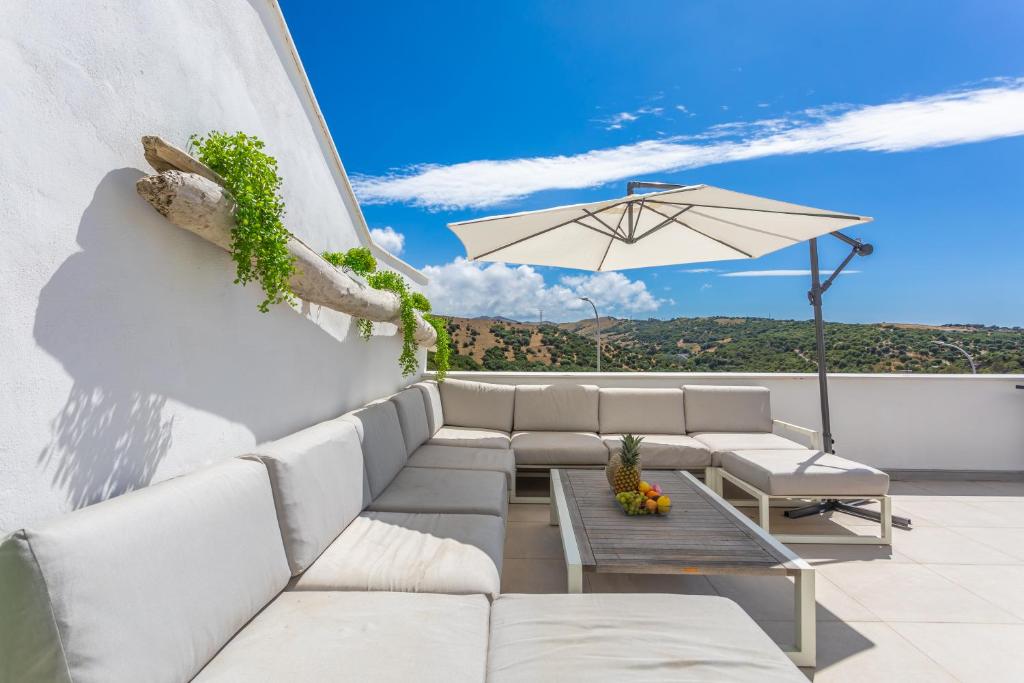 Terrace — photo 1