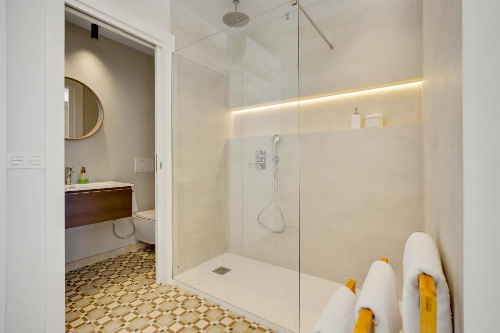 SANTA CLARA Modern & Exclusive Seafront Apartment photo 3