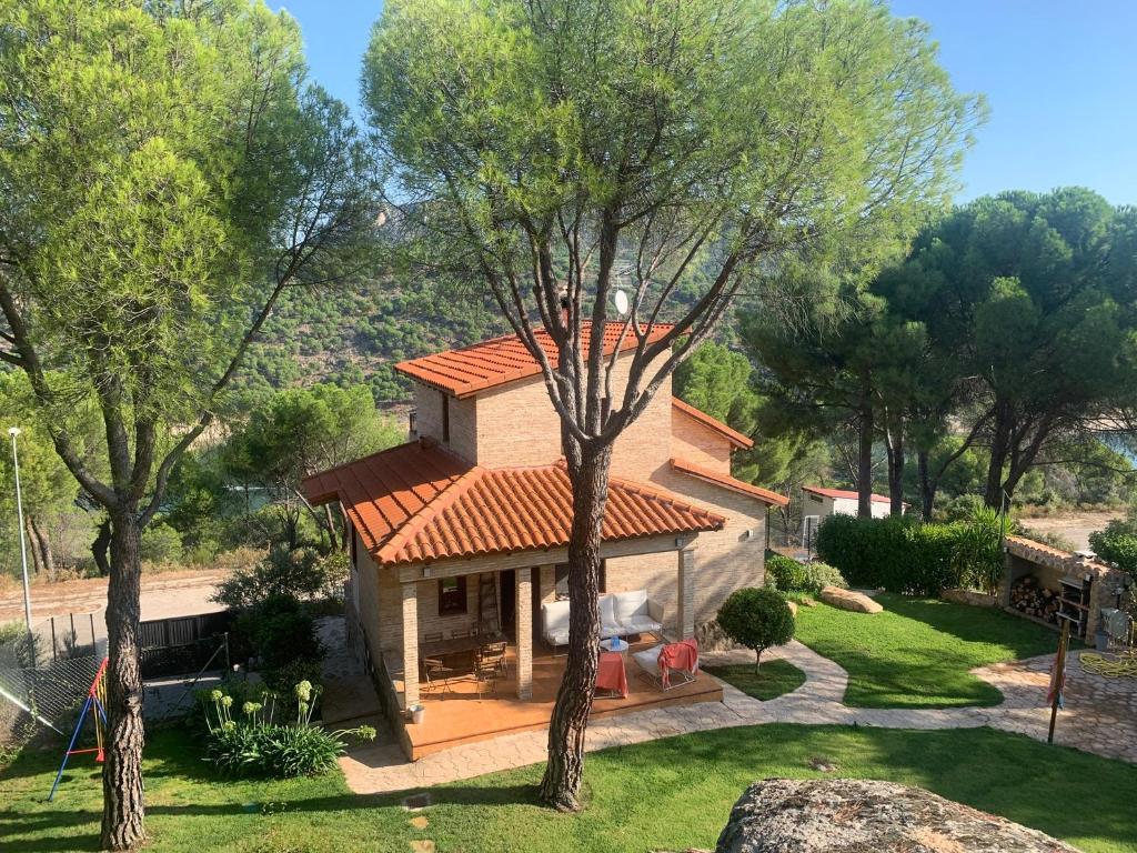 Casa con piscina y vistas al Pantano de San Juan — photo 1