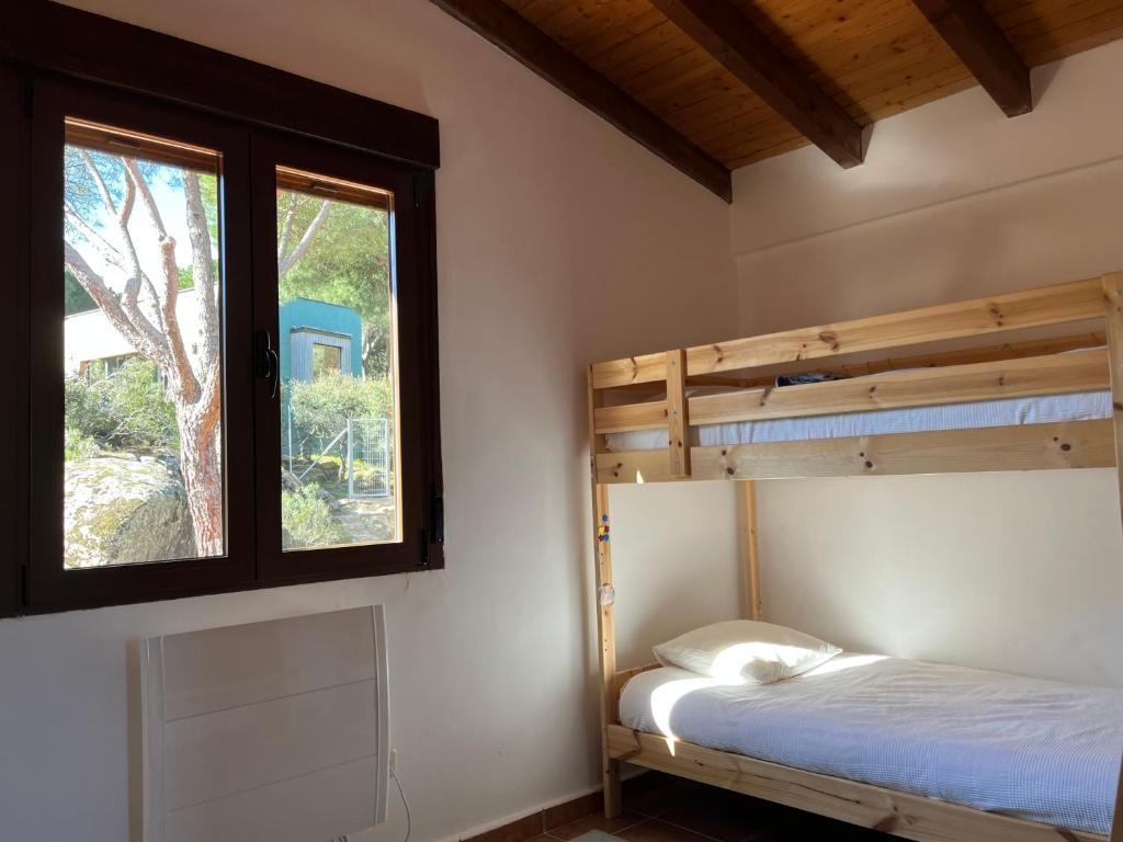 Casa con piscina y vistas al Pantano de San Juan photo 2