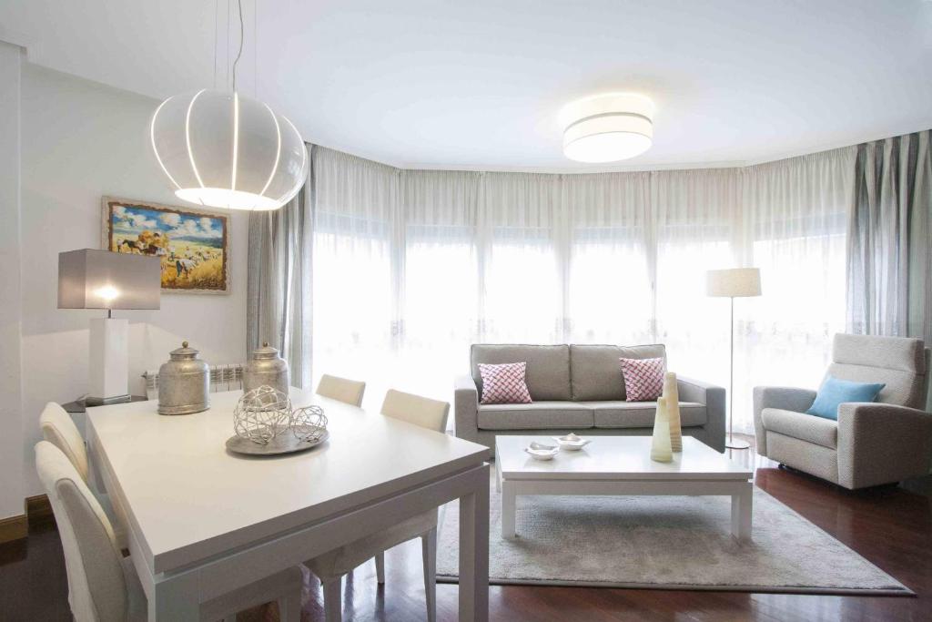 The Rentals Collection Boutique — photo 1