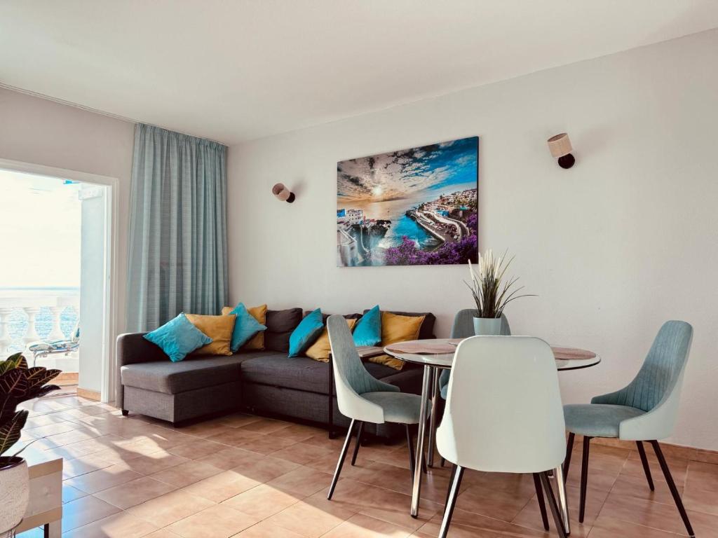 Sunset apartment photo 2