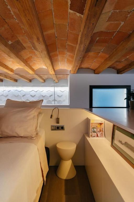 Fully Equipped Upscale Loft weekly cleaning incl photo 3