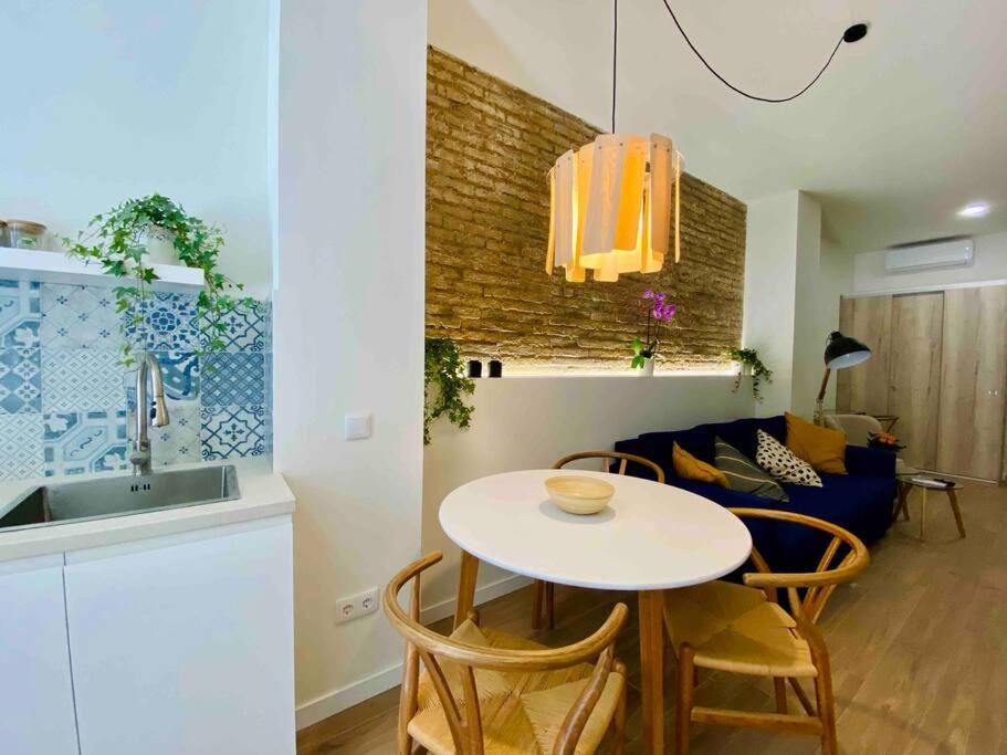 Studio chic avec terrasse photo 3