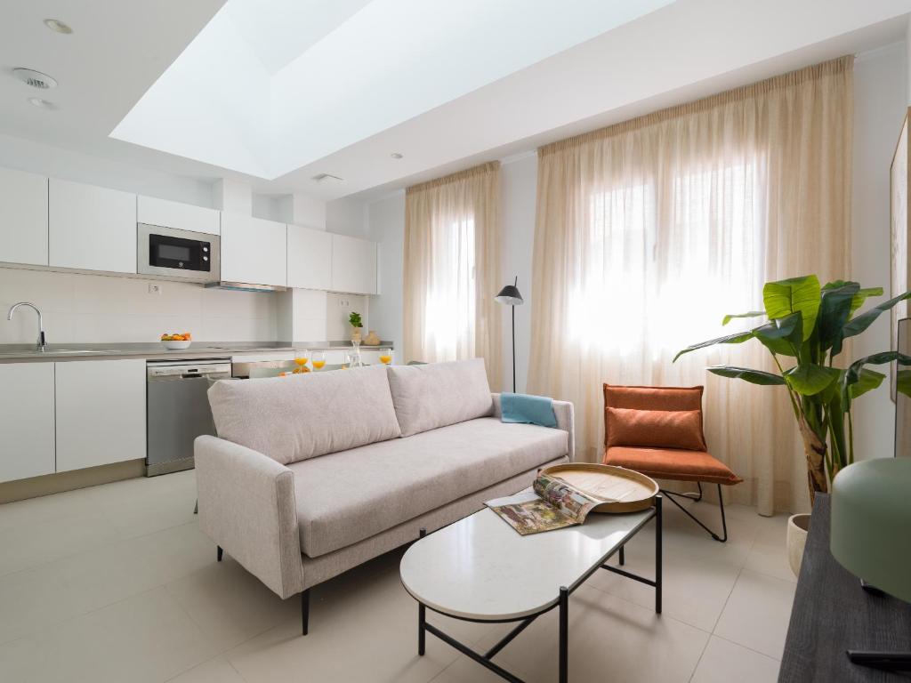 Royal Suites-Viviendas Vacacionales photo 2