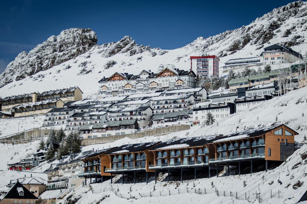 Arttysur Lux - Best 4 BDRM Villas in Sierra Nevada photo 2