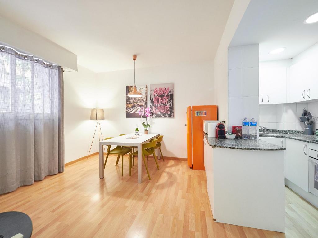 BarcelonaForRent Sant Pau Suite photo 3