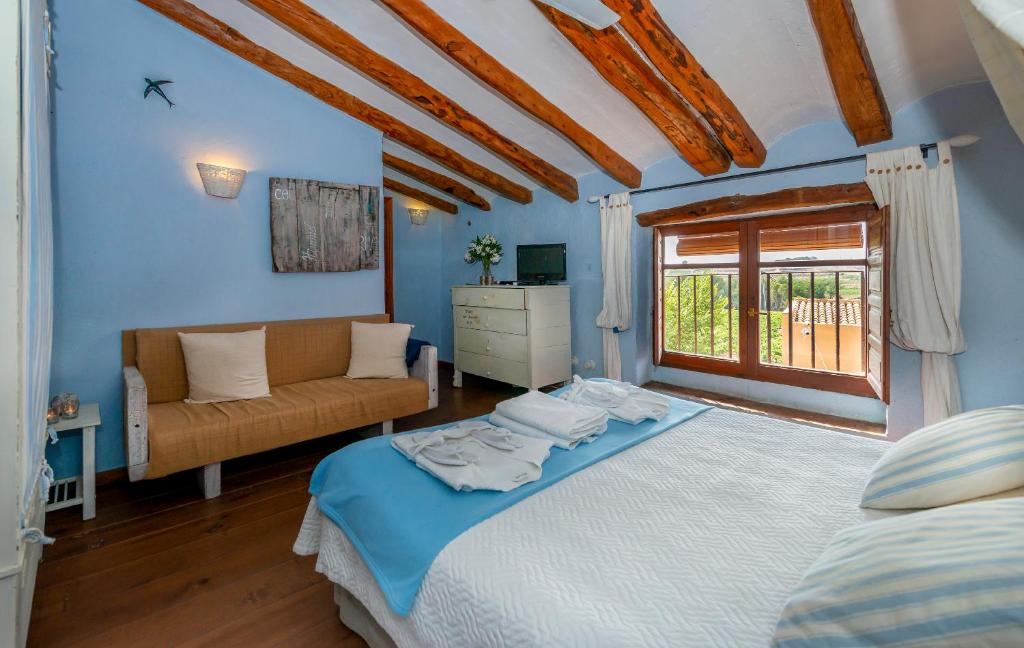 Les Vinyes Alojamiento Rural Boutique & SPA photo 2