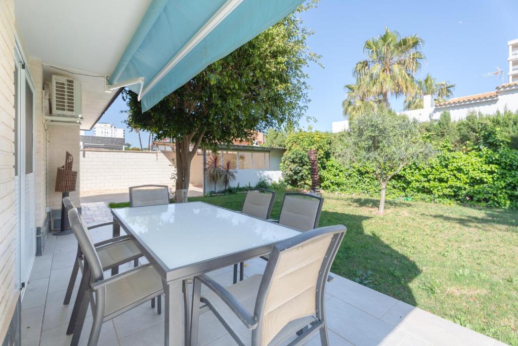 Booking.com: Hotels in Canet de Berenguer. Book your hotel now! photo 2