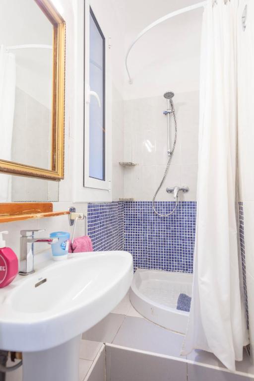 Mirall Sant Gervasi photo 3