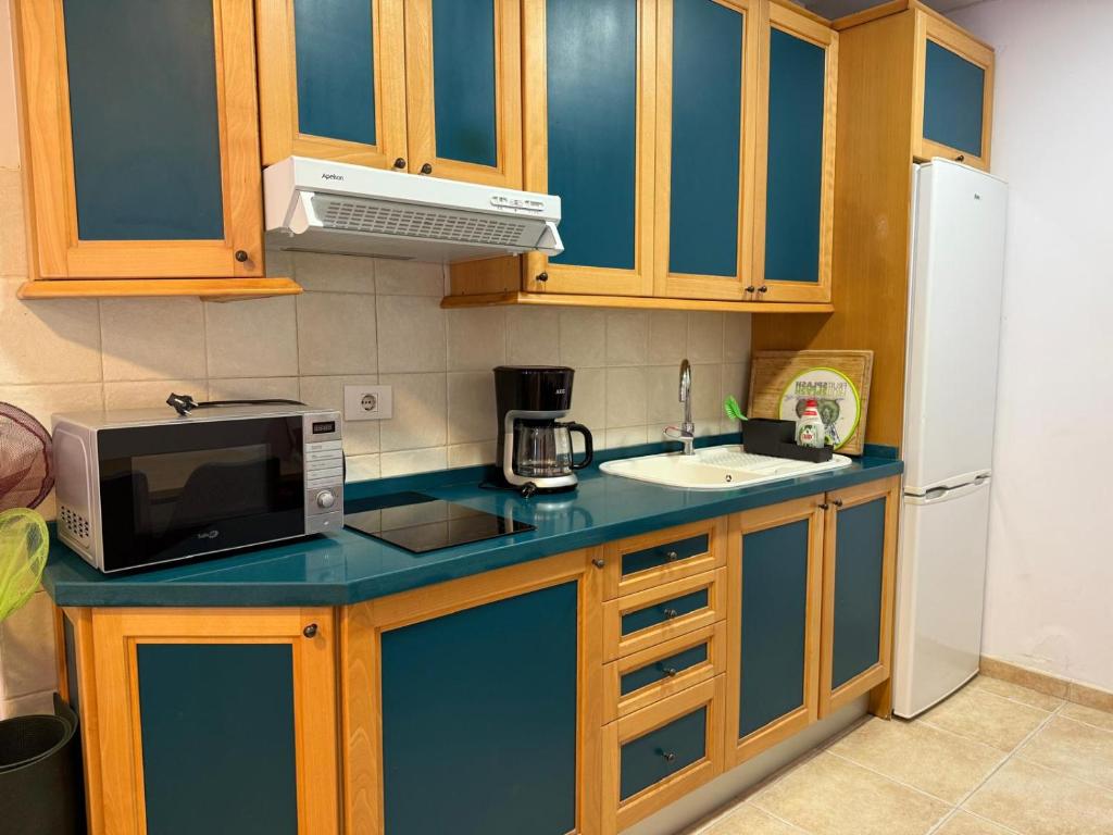 Beach line apartment photo 3