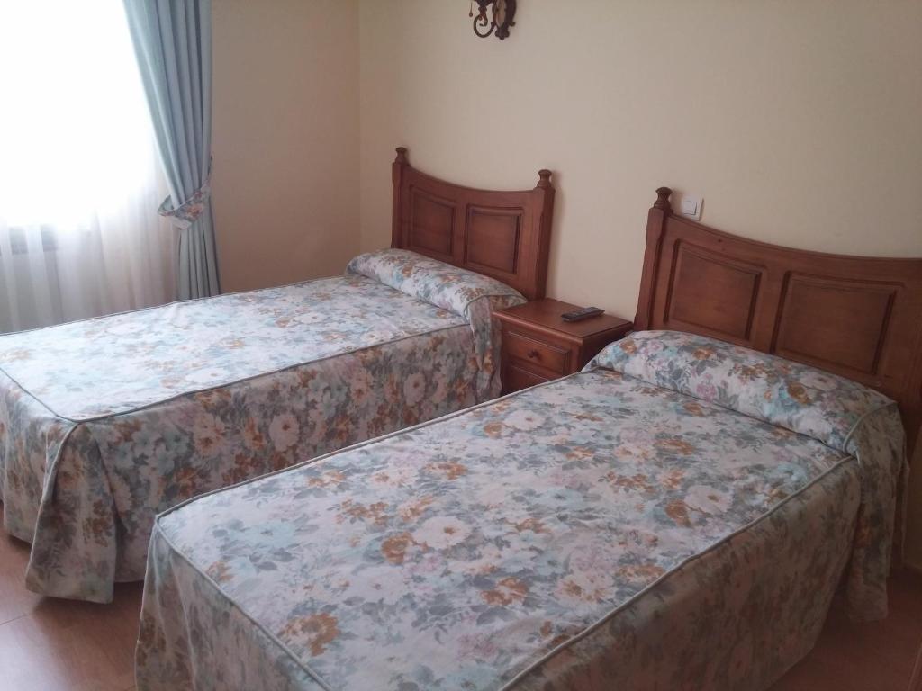 Hotel Rural Puerta de Caderechas photo 2