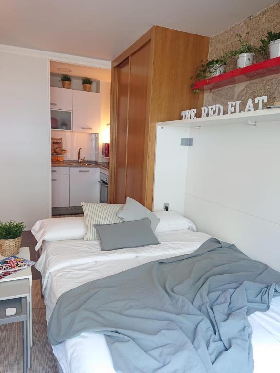 The Red Flat Vigo - Estudio Boutique - Centro Ciudad photo 2