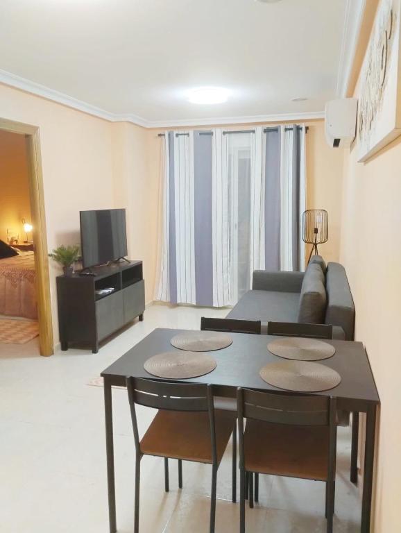 Torrevieja 2 bedroom holiday apartment — photo 1