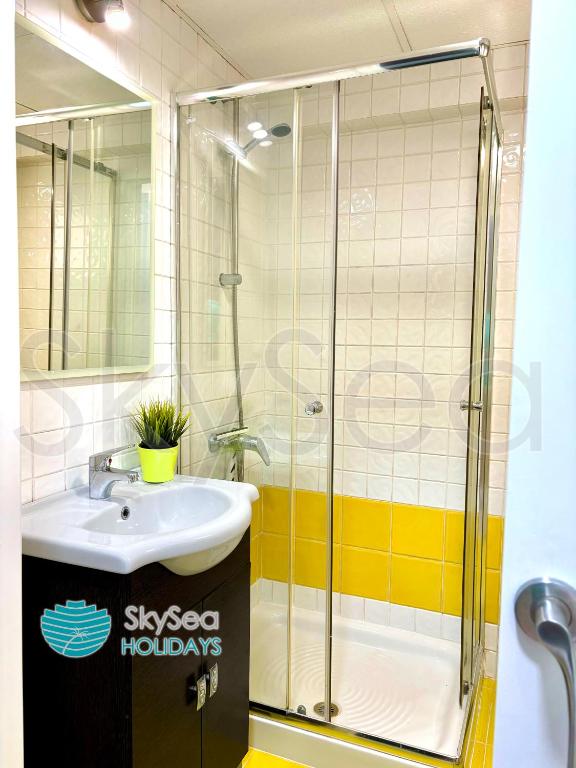 Skysea Holidays Torremolinos Centro photo 3