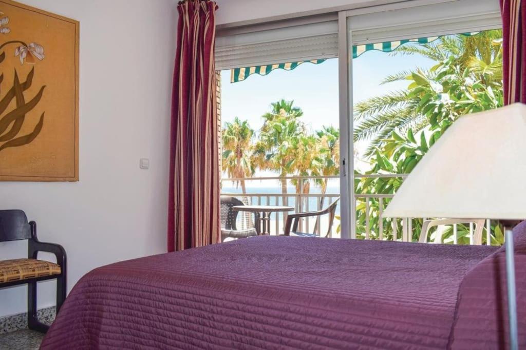 Spacious Apartment with sea views D photo 2