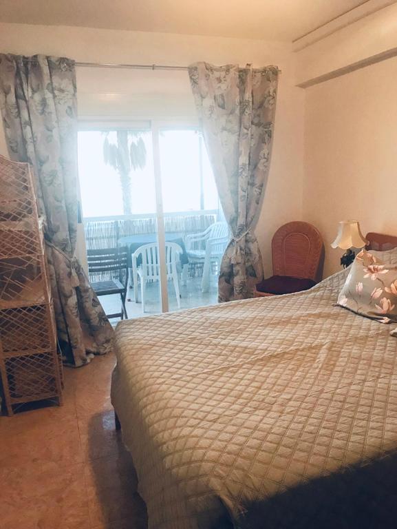 Beach apartment-VillaJoyosa photo 2