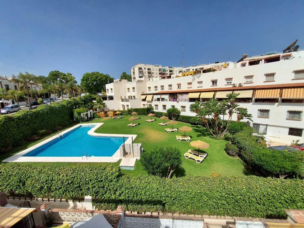 Booking.com: Hotels in Torremolinos. Book your hotel now! — photo 1