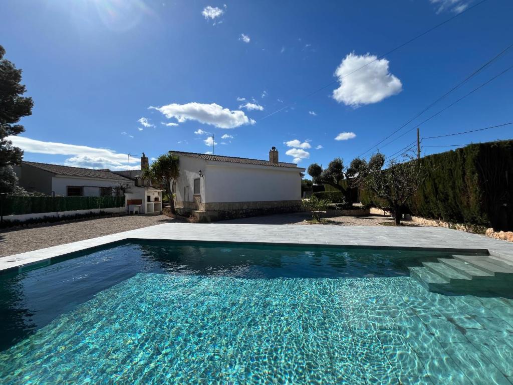 Villa Alzina — photo 1