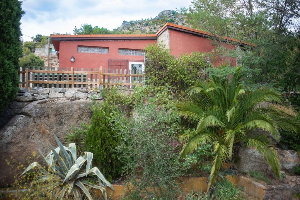 Casita en La Sierra — photo 1