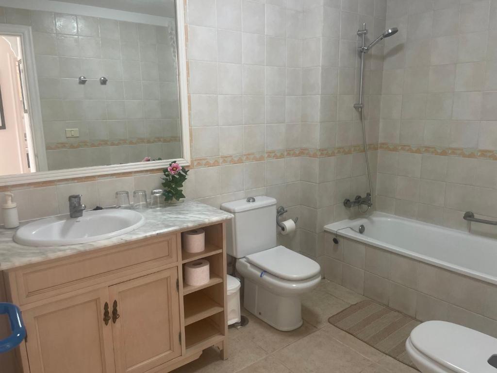 Sunset apartment photo 3
