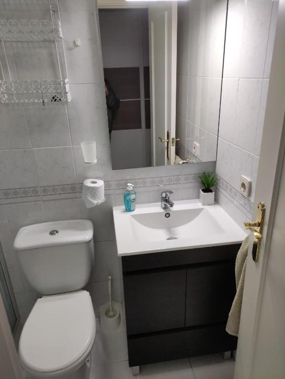 Habitación particular con baño privado photo 3