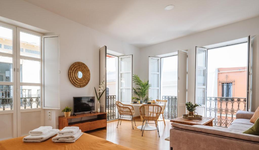 Hostly Rivero 2A Center loft-Fibre-communal terrace-Parking Optional-CLess — photo 1