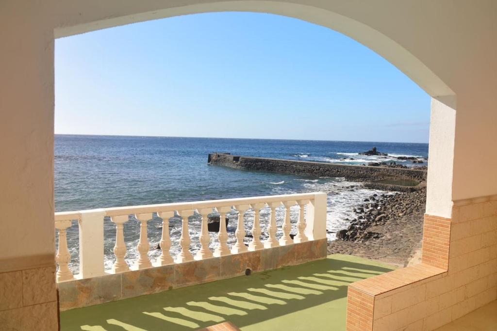 Sunset in the Atlantic Apartamentos Playa de Alojera — photo 1