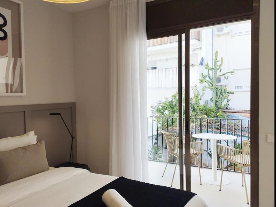 Sitges Spaces Bonaire Beach Condo photo 2