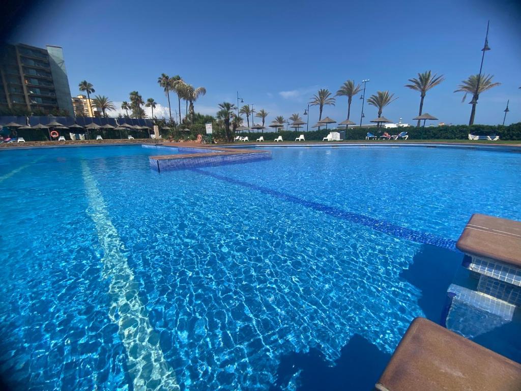 Playamar Primera linea front beach photo 3