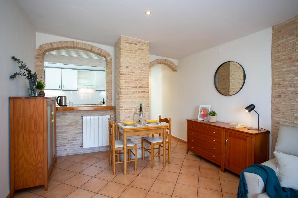 SingularStays Valero photo 3