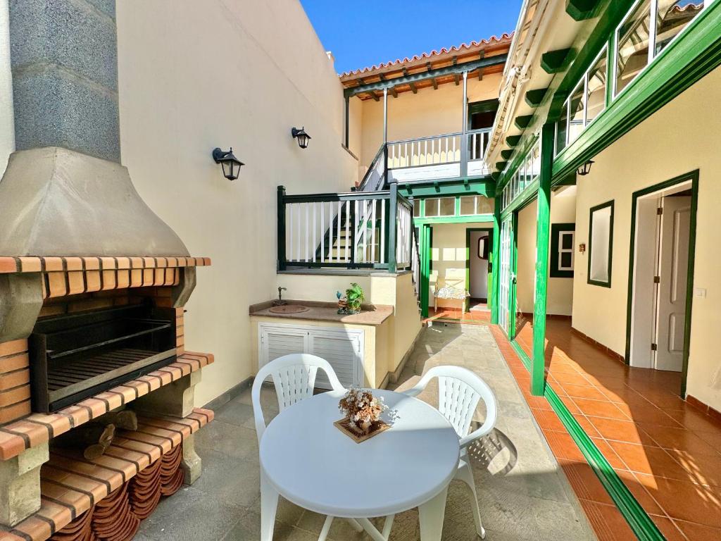 Guanche 'Traditional Canarian House' — photo 1