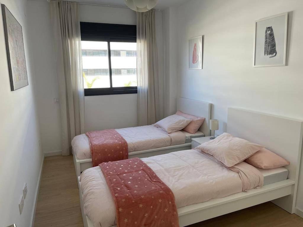 Holidays2Torremolinos Pool photo 2