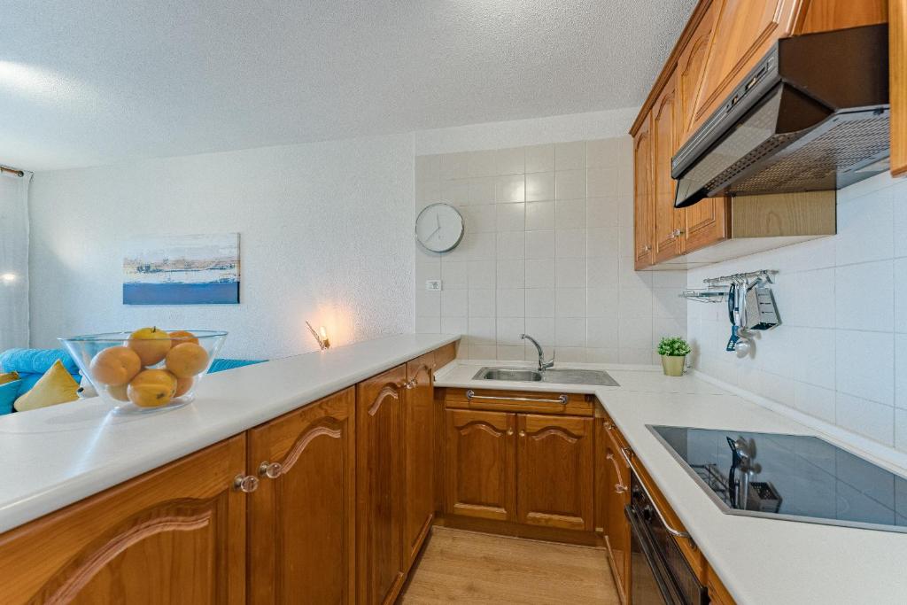Sea View Apartment Deja Blue - Los Gigantes photo 3