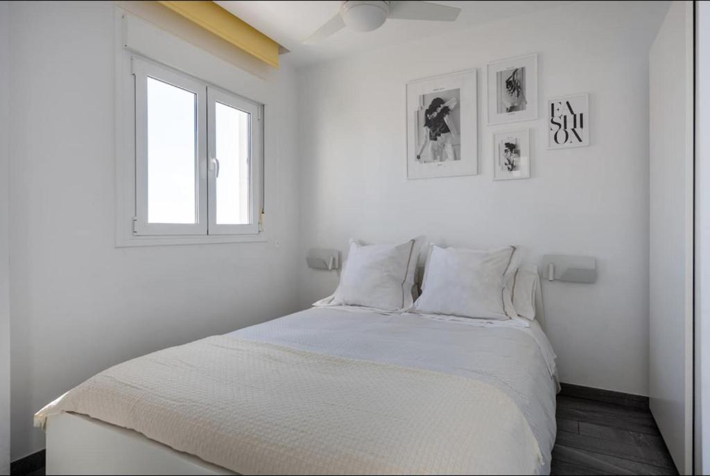 The Black&White Apartment photo 2