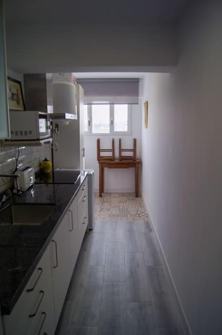 ROCH - Stylish Apartment near Metro photo 3