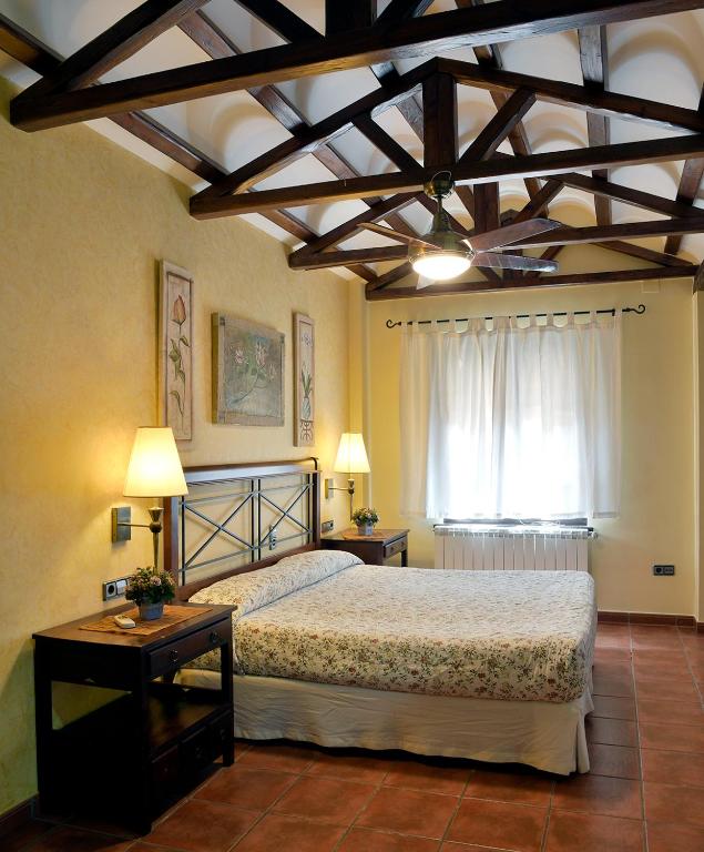 Hotel Rural La Moragona photo 2
